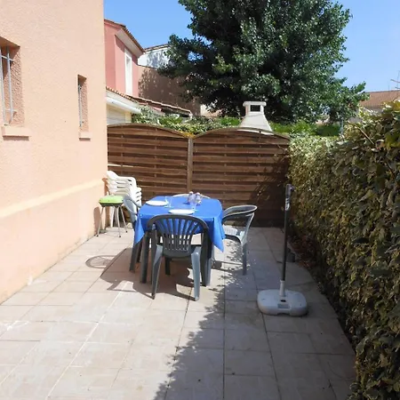 Appt 2 Pieces 33m2 + Terrasse 14m2 Ref 4047 아파트